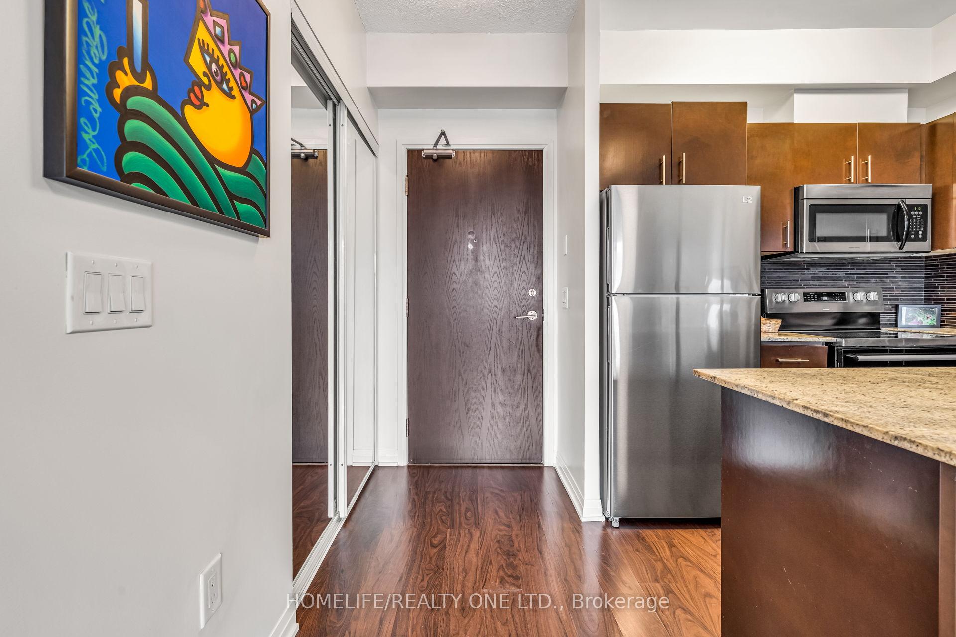 Photo 6 of Unit 809, 1 Cole Street, Toronto, Regent Park — HOMEH