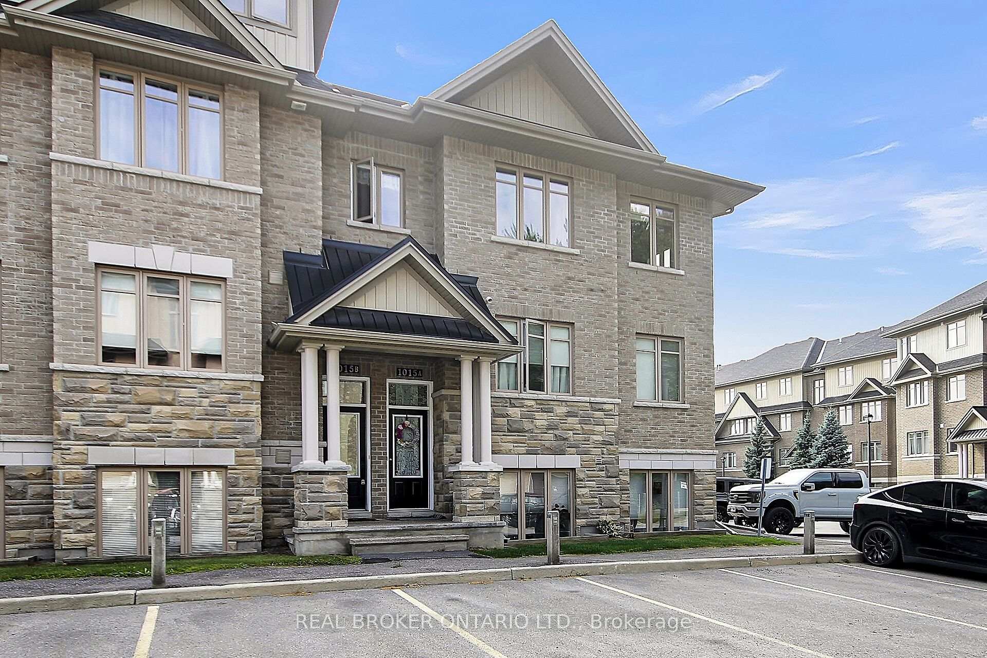 Photo 1 of Unit B, 1015 Beryl Private, Ottawa, Riverside South/Gloucester Glen — HOMEH