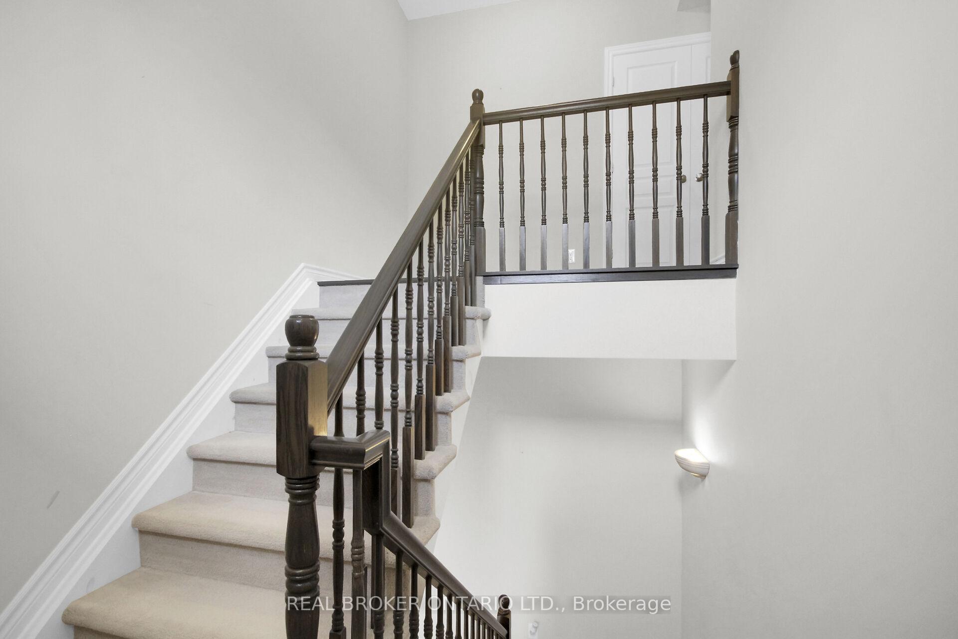 Photo 3 of Unit B, 1015 Beryl Private, Ottawa, Riverside South/Gloucester Glen — HOMEH