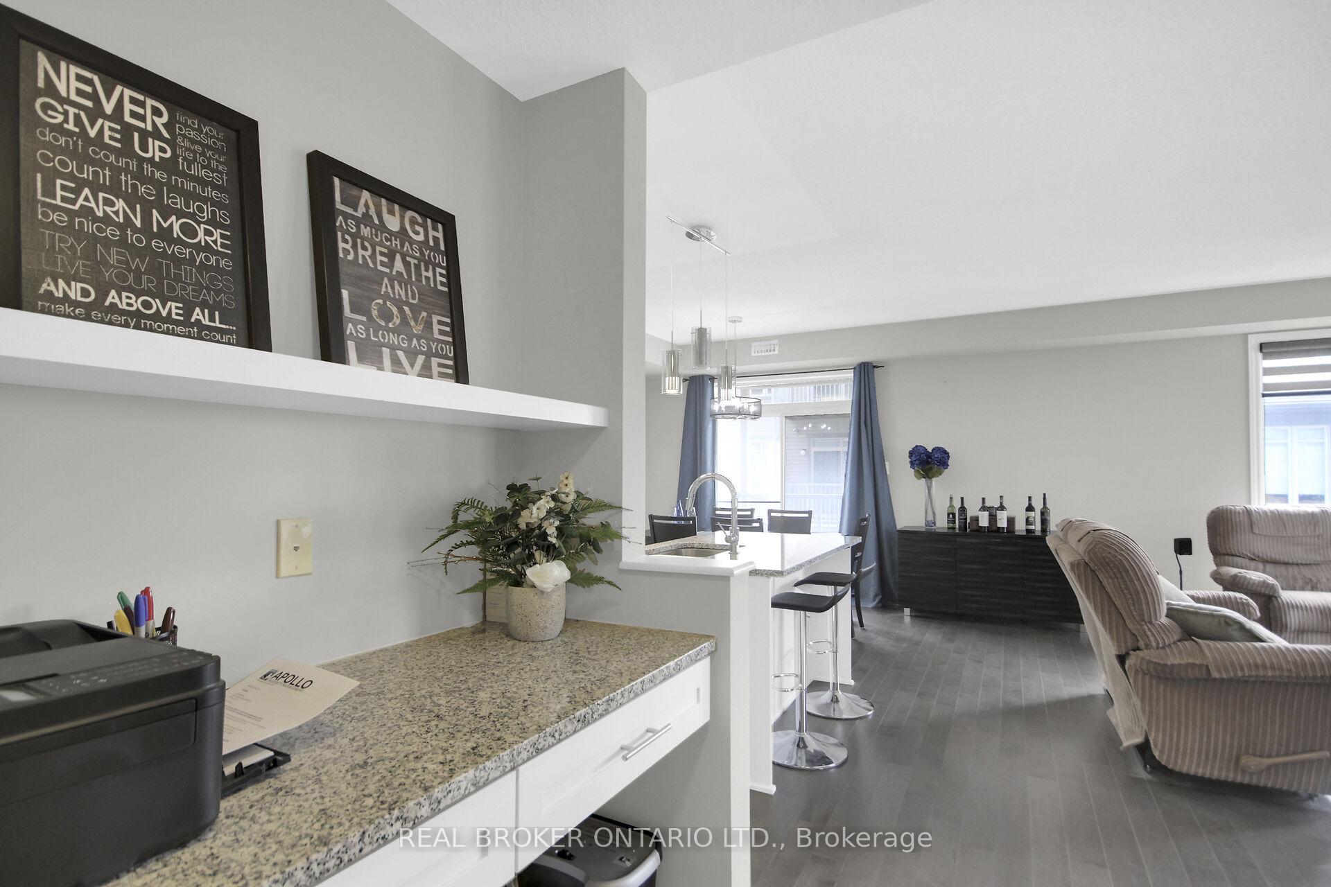 Photo 5 of Unit B, 1015 Beryl Private, Ottawa, Riverside South/Gloucester Glen — HOMEH