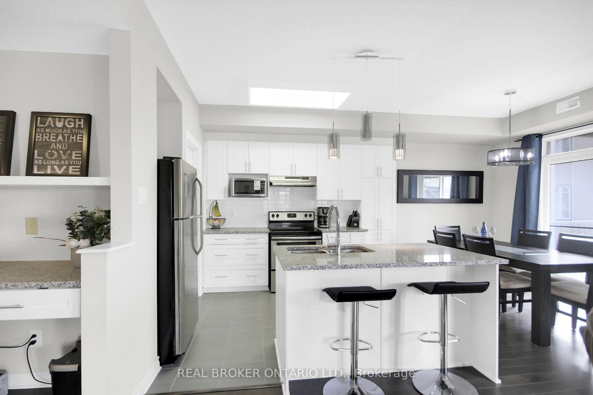Photo 10 of Unit B, 1015 Beryl Private, Ottawa, Riverside South/Gloucester Glen — HOMEH