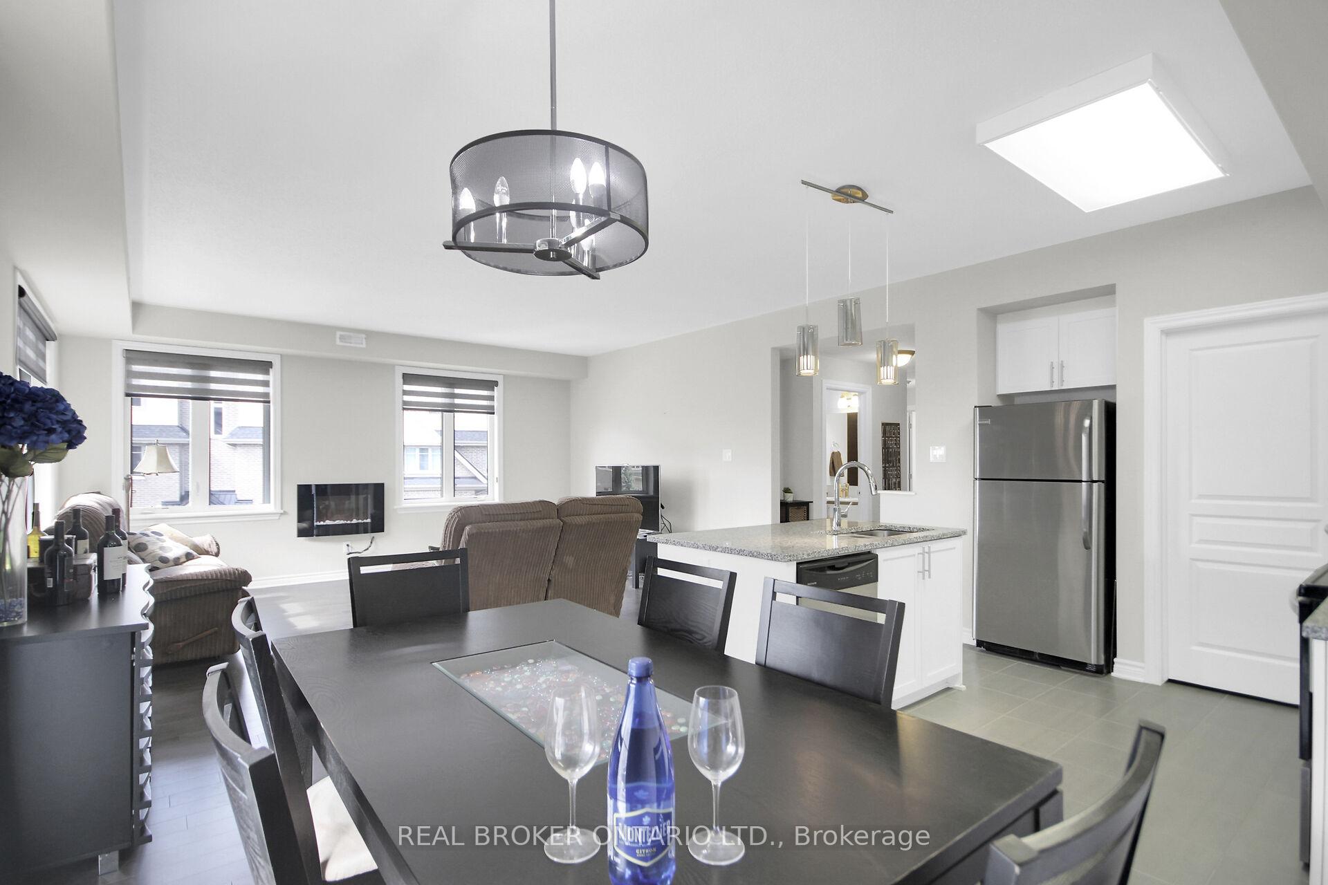 Photo 13 of Unit B, 1015 Beryl Private, Ottawa, Riverside South/Gloucester Glen — HOMEH