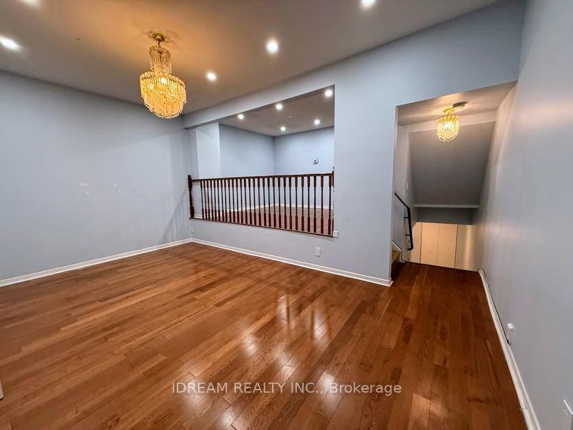Photo 9 of Unit 69, 135 Violet Drive, Hamilton, Riverdale — HOMEH