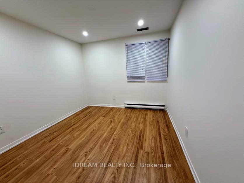 Photo 22 of Unit 69, 135 Violet Drive, Hamilton, Riverdale — HOMEH
