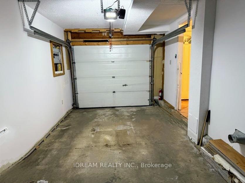 Photo 24 of Unit 69, 135 Violet Drive, Hamilton, Riverdale — HOMEH