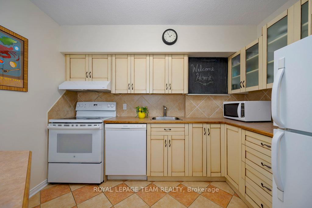 Photo 11 of Unit 1703, 900 Dynes Road, Ottawa, Carleton Square — HOMEH