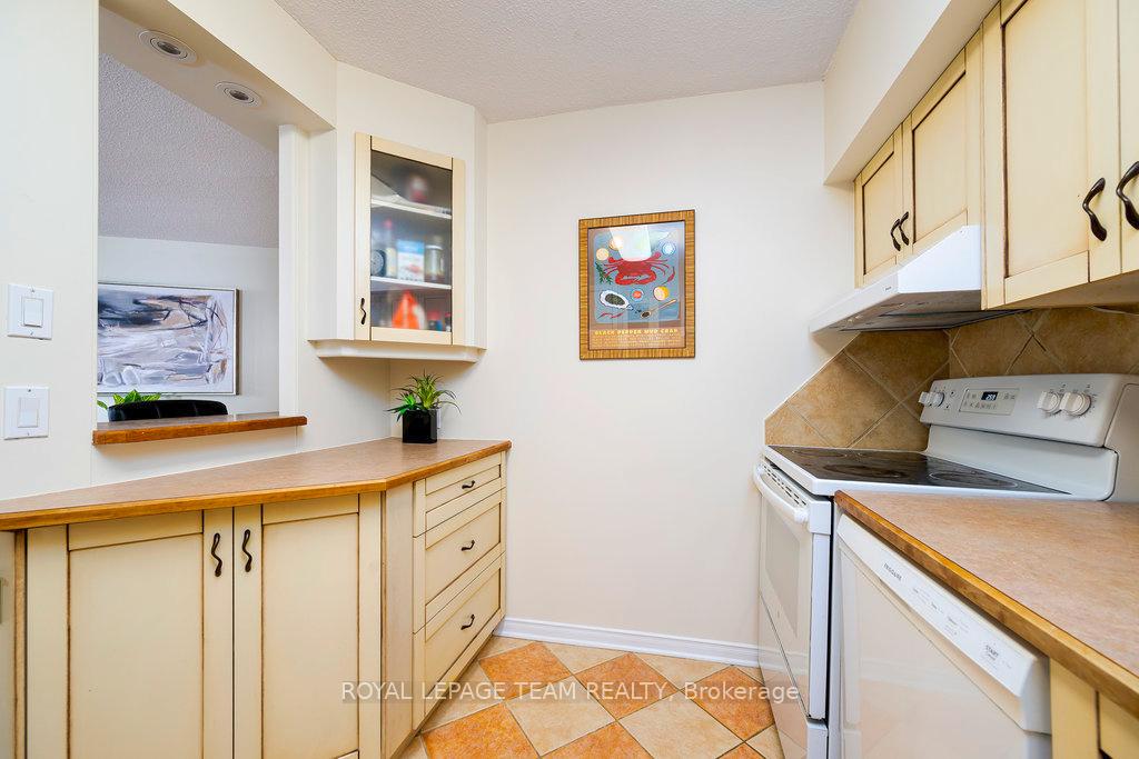 Photo 14 of Unit 1703, 900 Dynes Road, Ottawa, Carleton Square — HOMEH