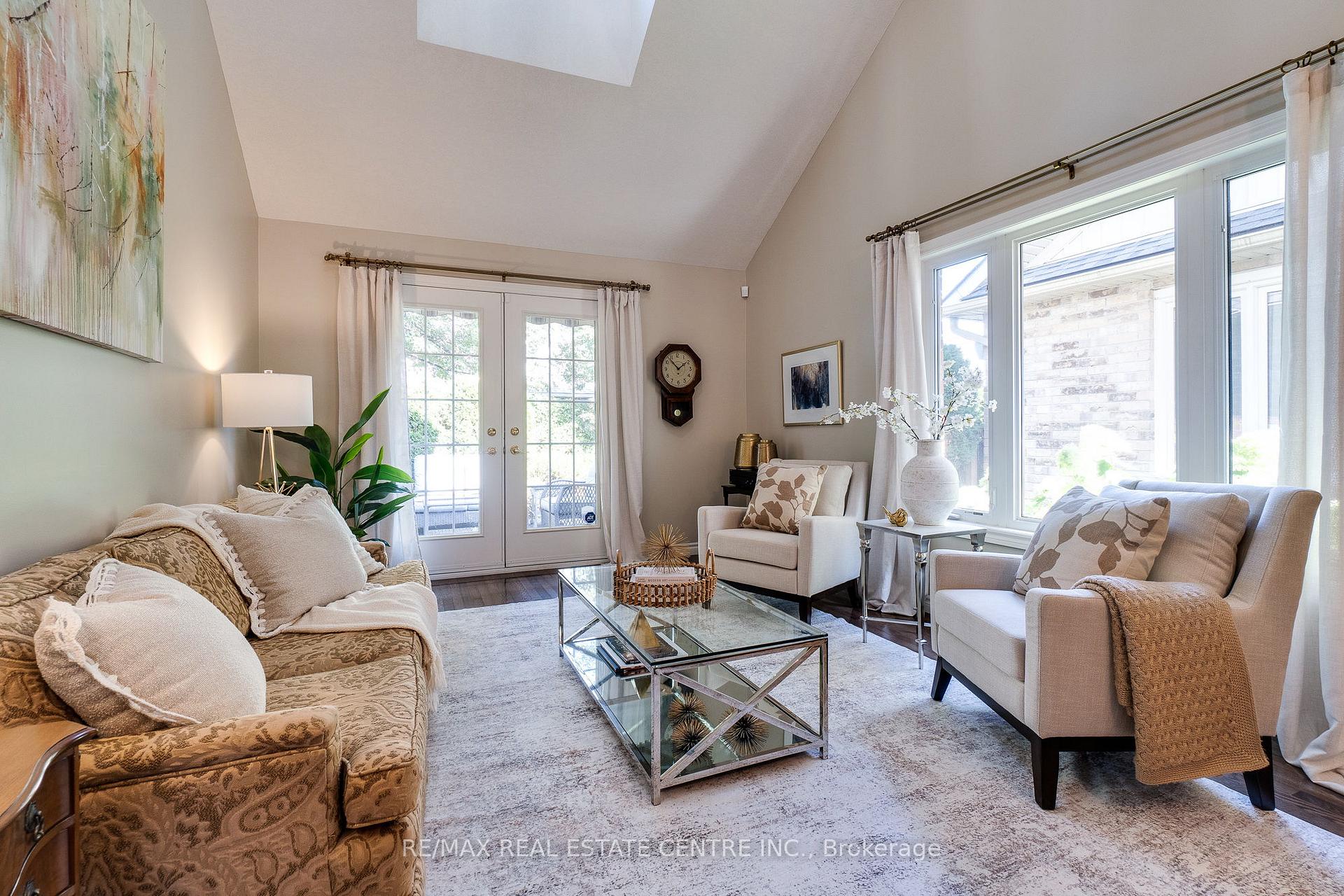 Photo 9 of Unit 5G, 350 Doon Valley Drive, Kitchener — HOMEH