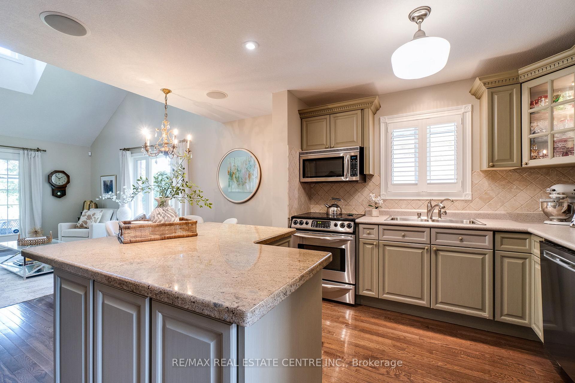 Photo 16 of Unit 5G, 350 Doon Valley Drive, Kitchener — HOMEH