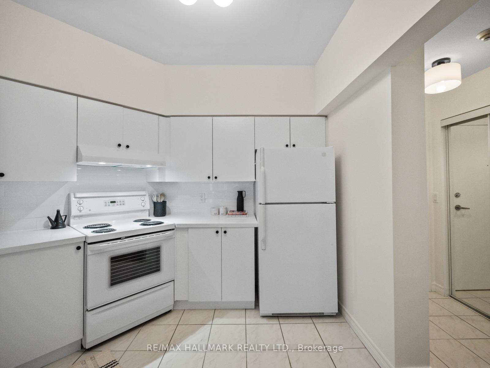 Photo 8 of Unit 413, 211 Randolph Road, Toronto, Leaside — HOMEH