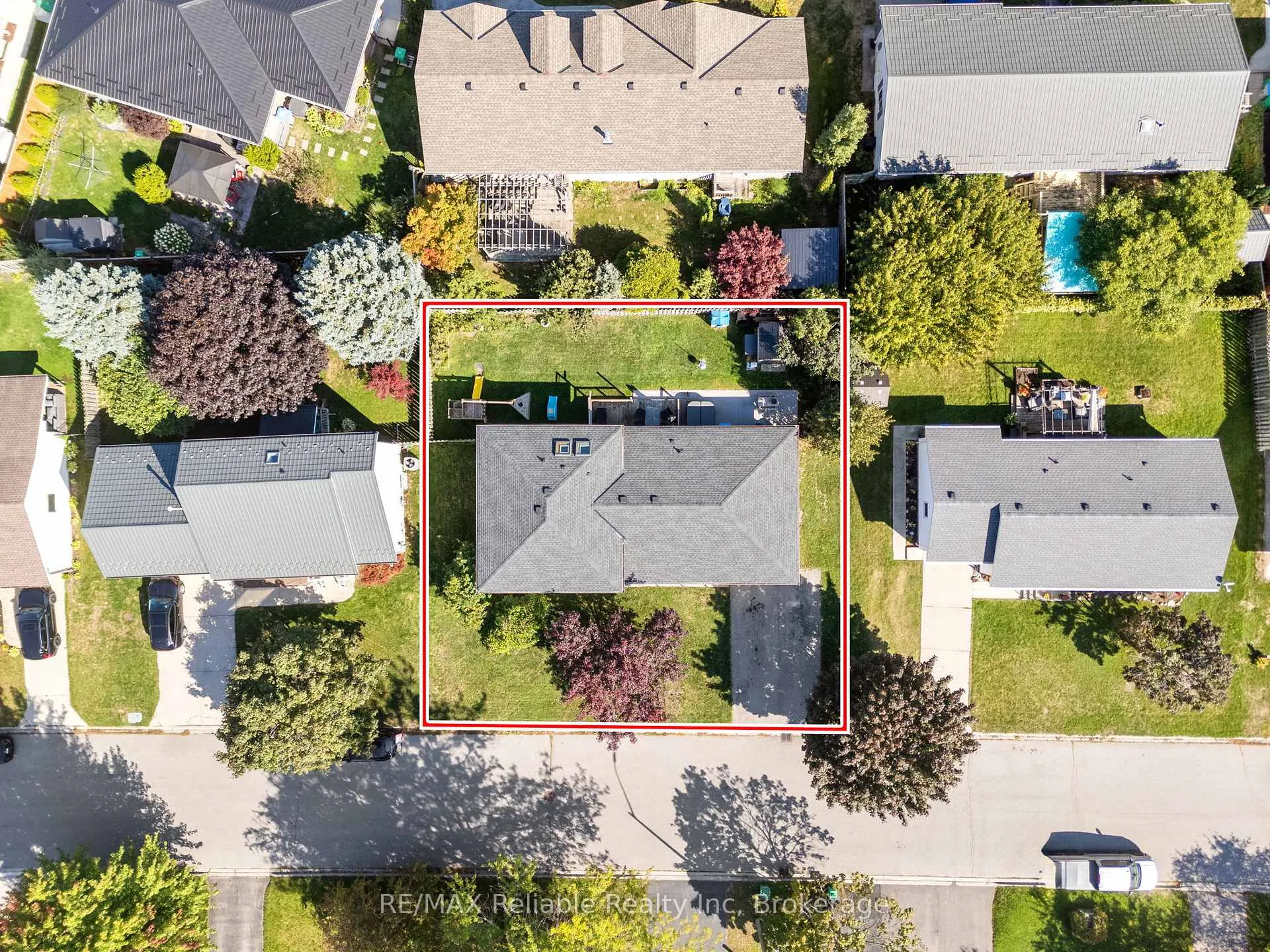 Photo 5 of 36 Lee Crescent, Goderich, Goderich (Town) — HOMEH
