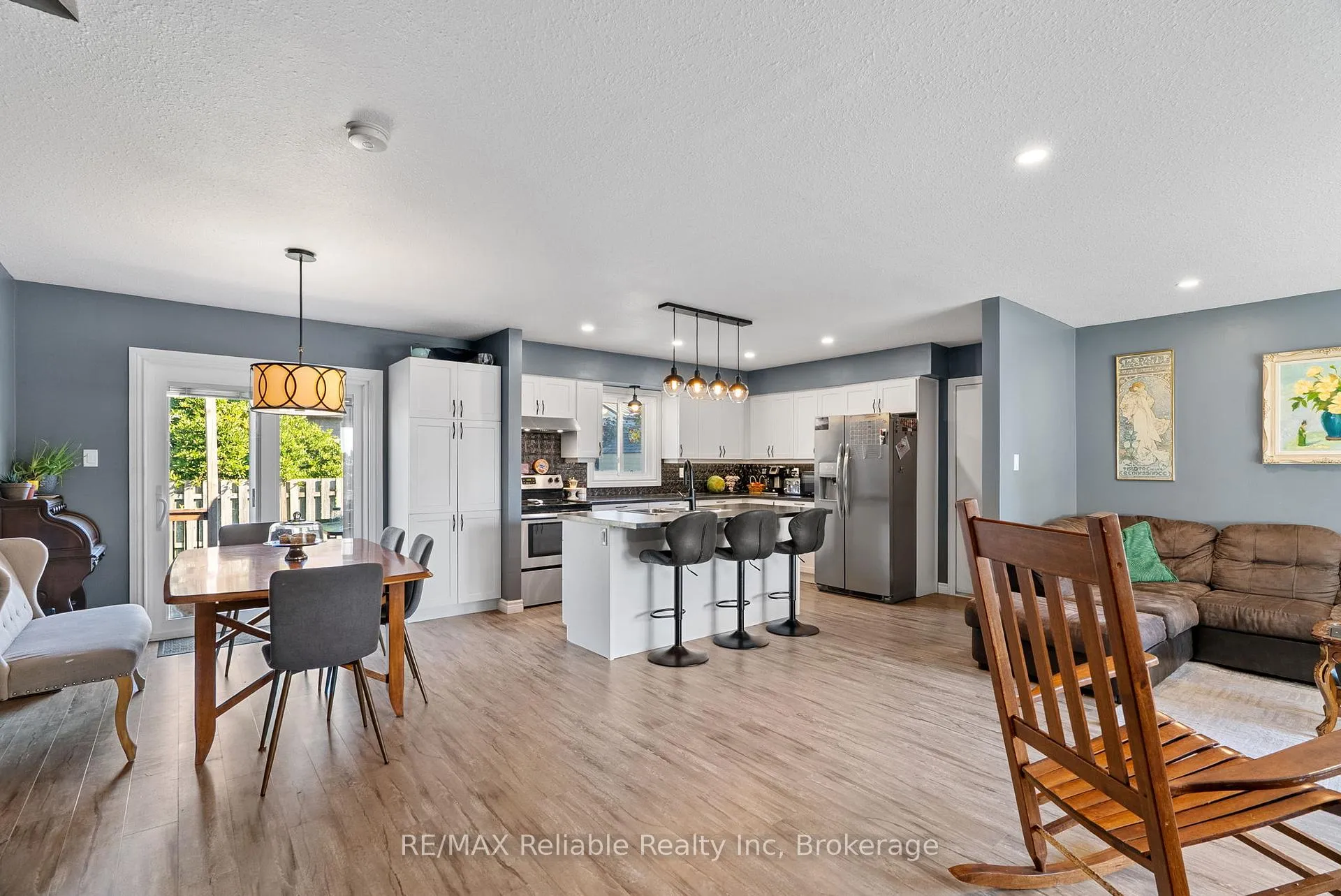 Photo 8 of 36 Lee Crescent, Goderich, Goderich (Town) — HOMEH
