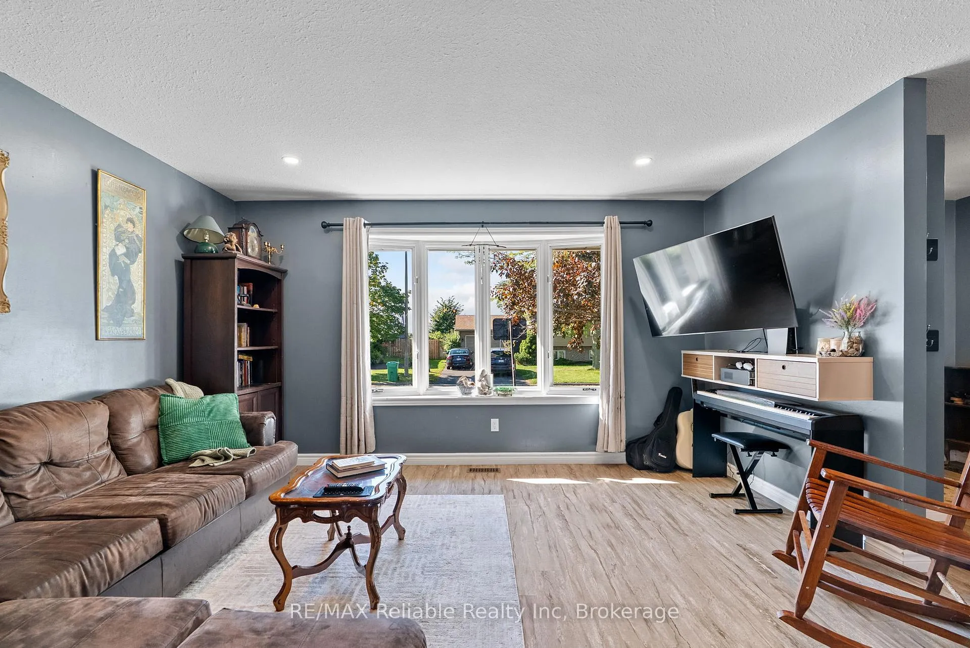 Photo 12 of 36 Lee Crescent, Goderich, Goderich (Town) — HOMEH