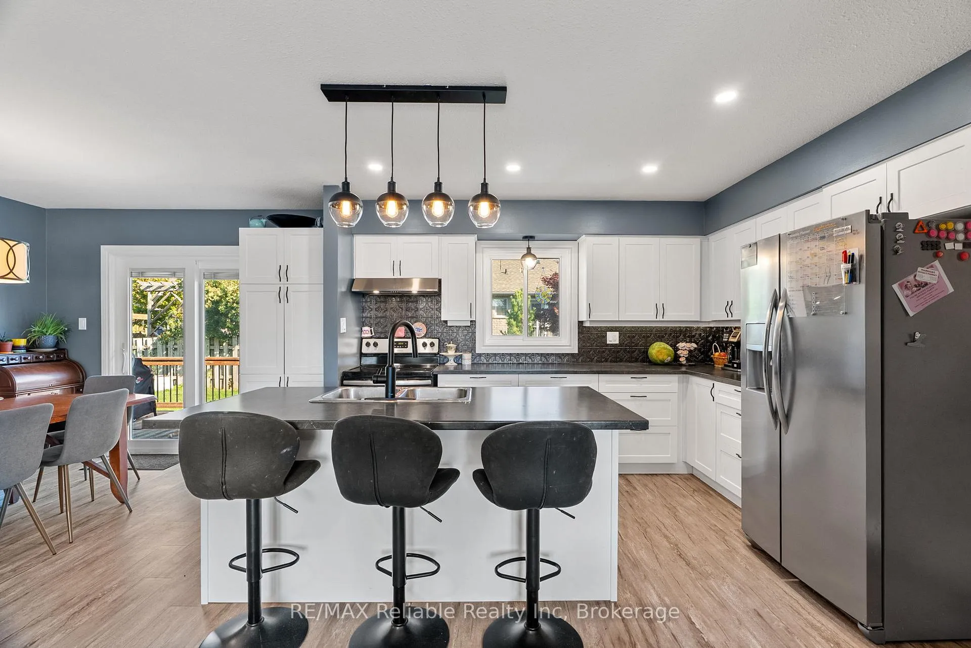 Photo 13 of 36 Lee Crescent, Goderich, Goderich (Town) — HOMEH