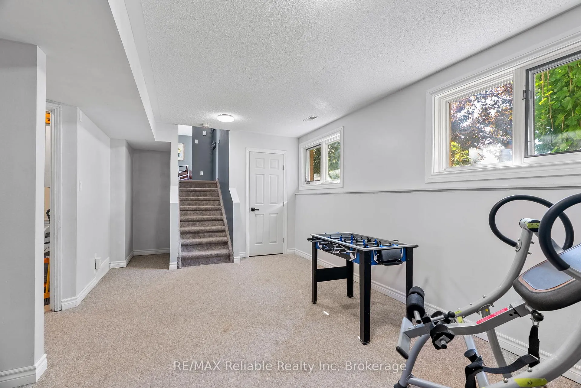 Photo 33 of 36 Lee Crescent, Goderich, Goderich (Town) — HOMEH