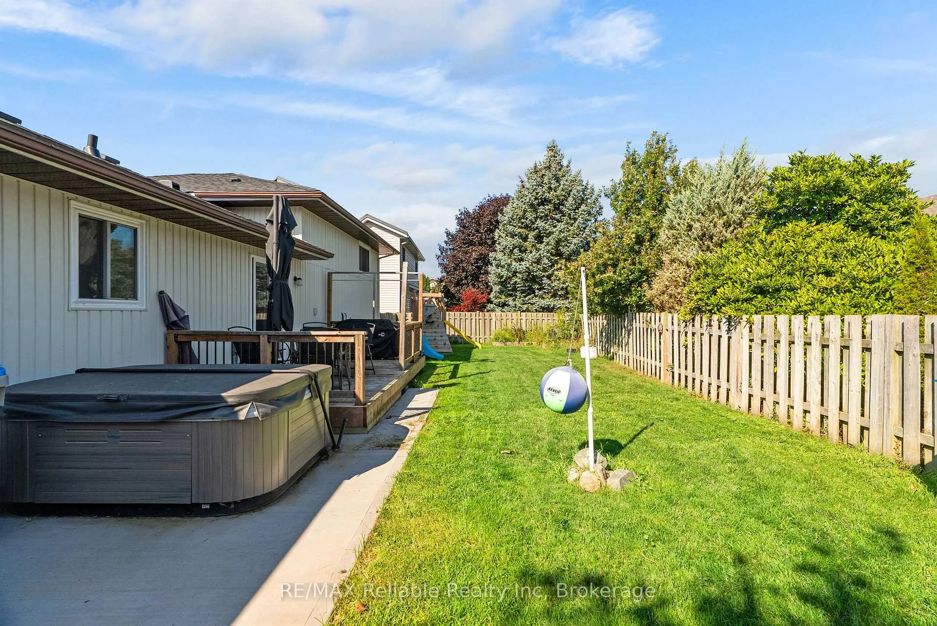 Photo 36 of 36 Lee Crescent, Goderich, Goderich (Town) — HOMEH