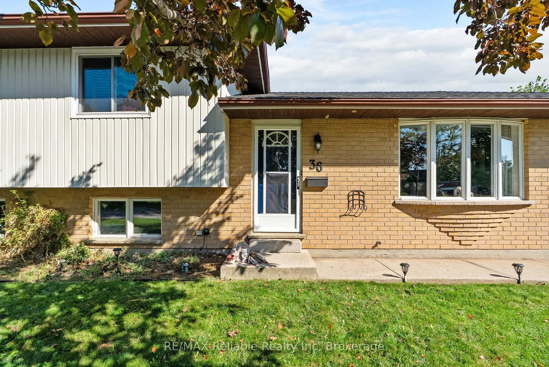 Photo 42 of 36 Lee Crescent, Goderich, Goderich (Town) — HOMEH