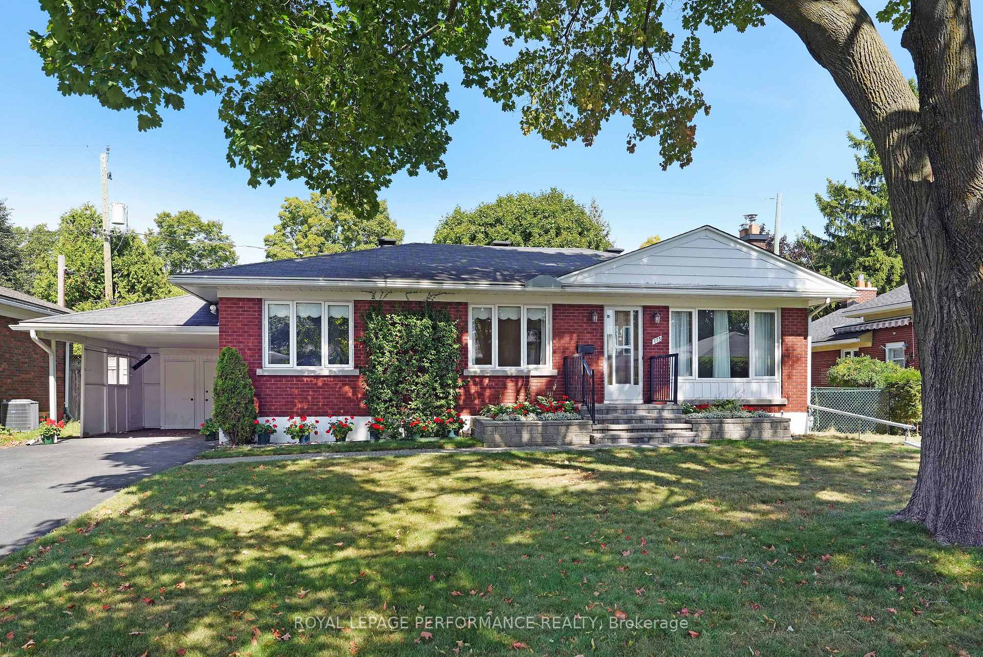 Photo 1 of 773 Fairdale Avenue, Ottawa, Elmvale Acres — HOMEH