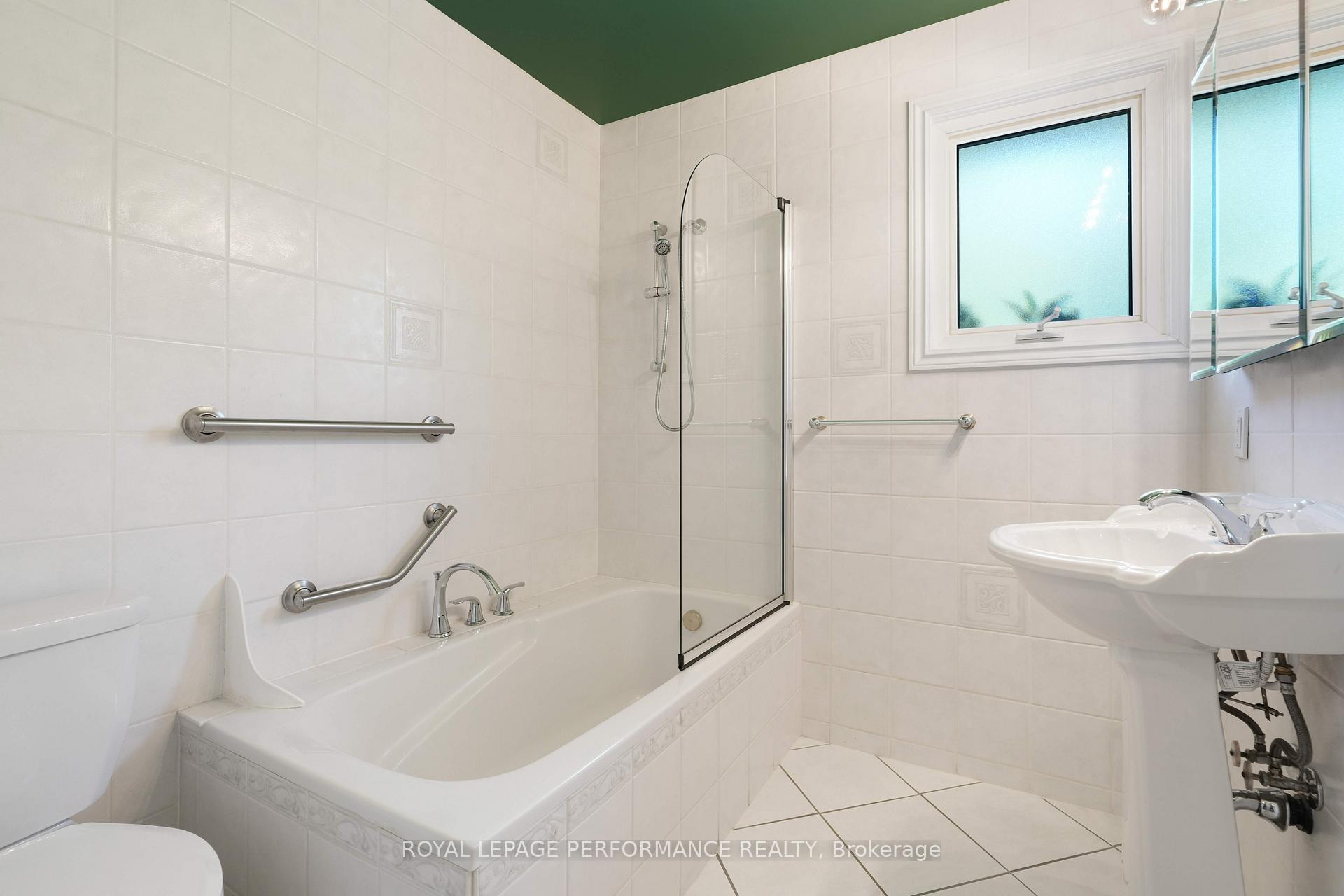 Photo 15 of 773 Fairdale Avenue, Ottawa, Elmvale Acres — HOMEH