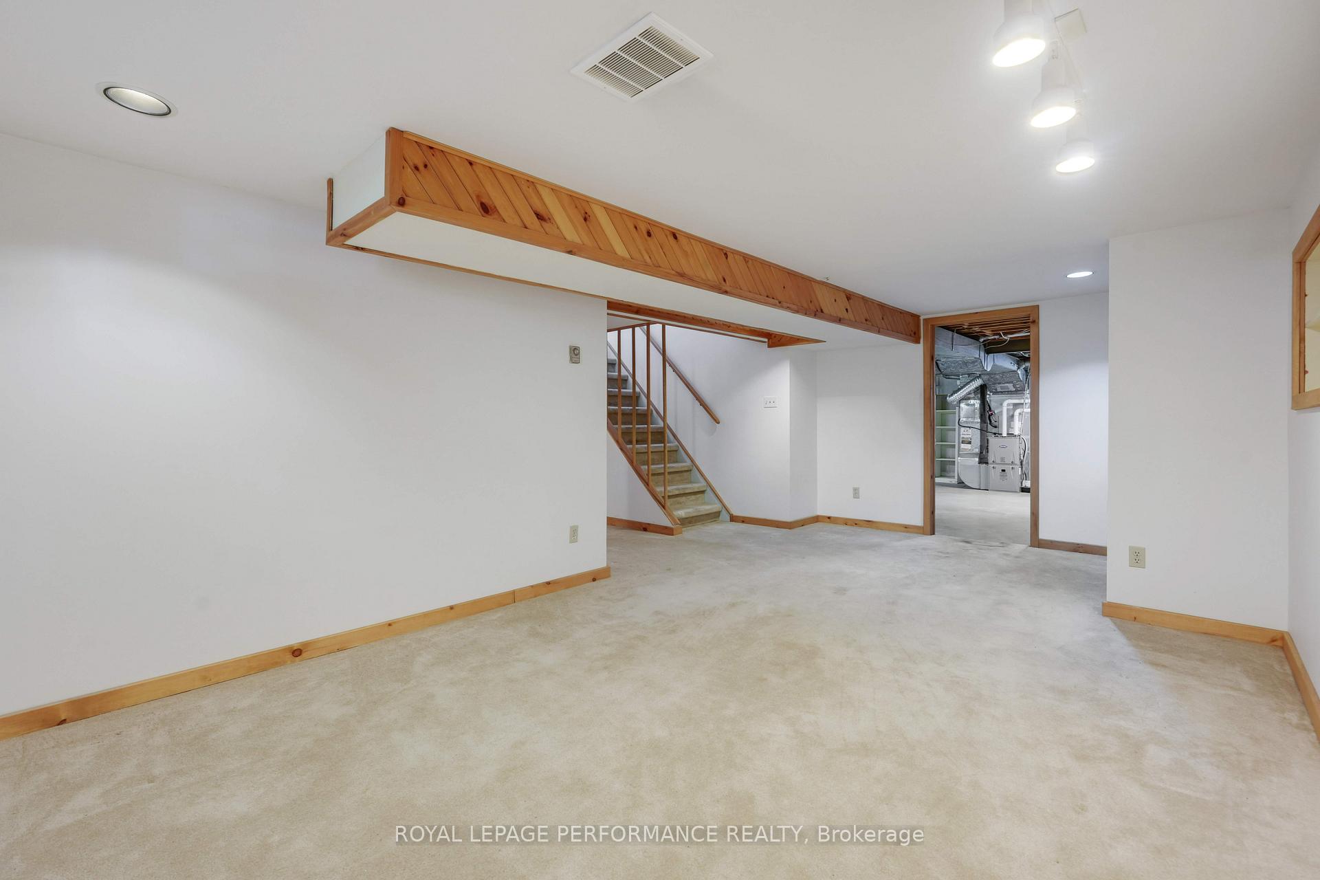 Photo 18 of 773 Fairdale Avenue, Ottawa, Elmvale Acres — HOMEH