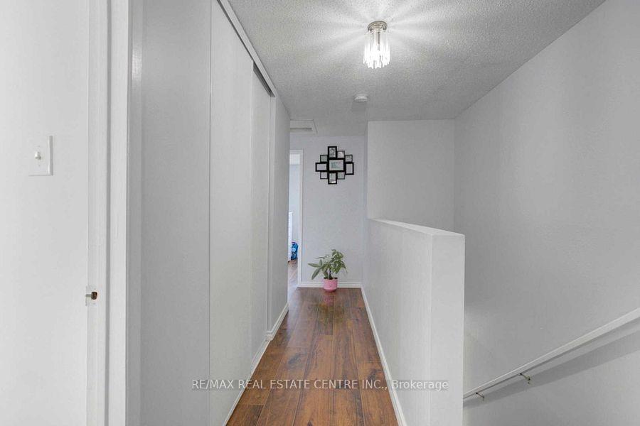 Photo 33 of Unit 27, 265 Williamsburg Road, Kitchener, Laurentian Hills — HOMEH