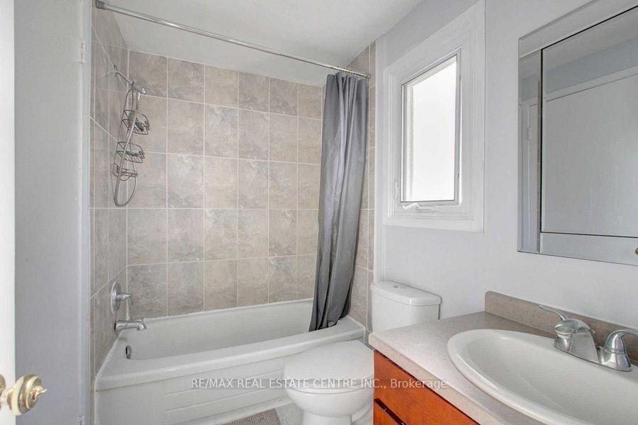 Photo 40 of Unit 27, 265 Williamsburg Road, Kitchener, Laurentian Hills — HOMEH