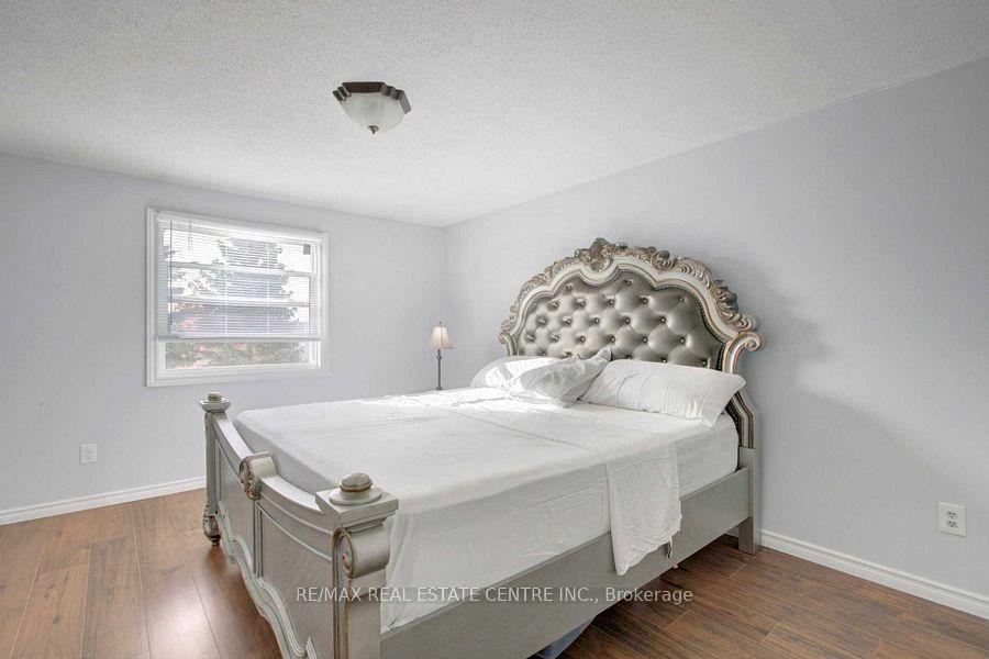 Photo 15 of Unit 27, 265 Williamsburg Road, Kitchener, Laurentian Hills — HOMEH