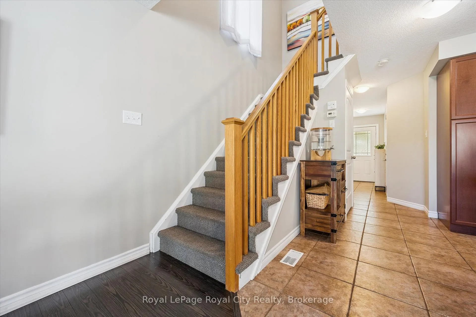 Photo 15 of 10 Katemore Drive, Guelph, Pineridge/Westminster Woods — HOMEH