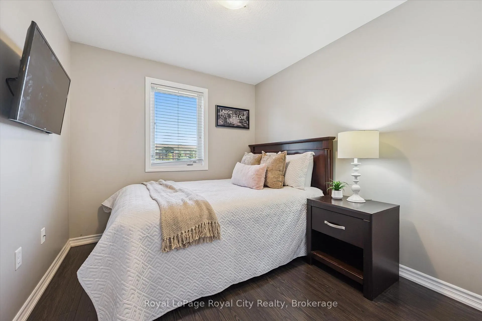 Photo 20 of 10 Katemore Drive, Guelph, Pineridge/Westminster Woods — HOMEH