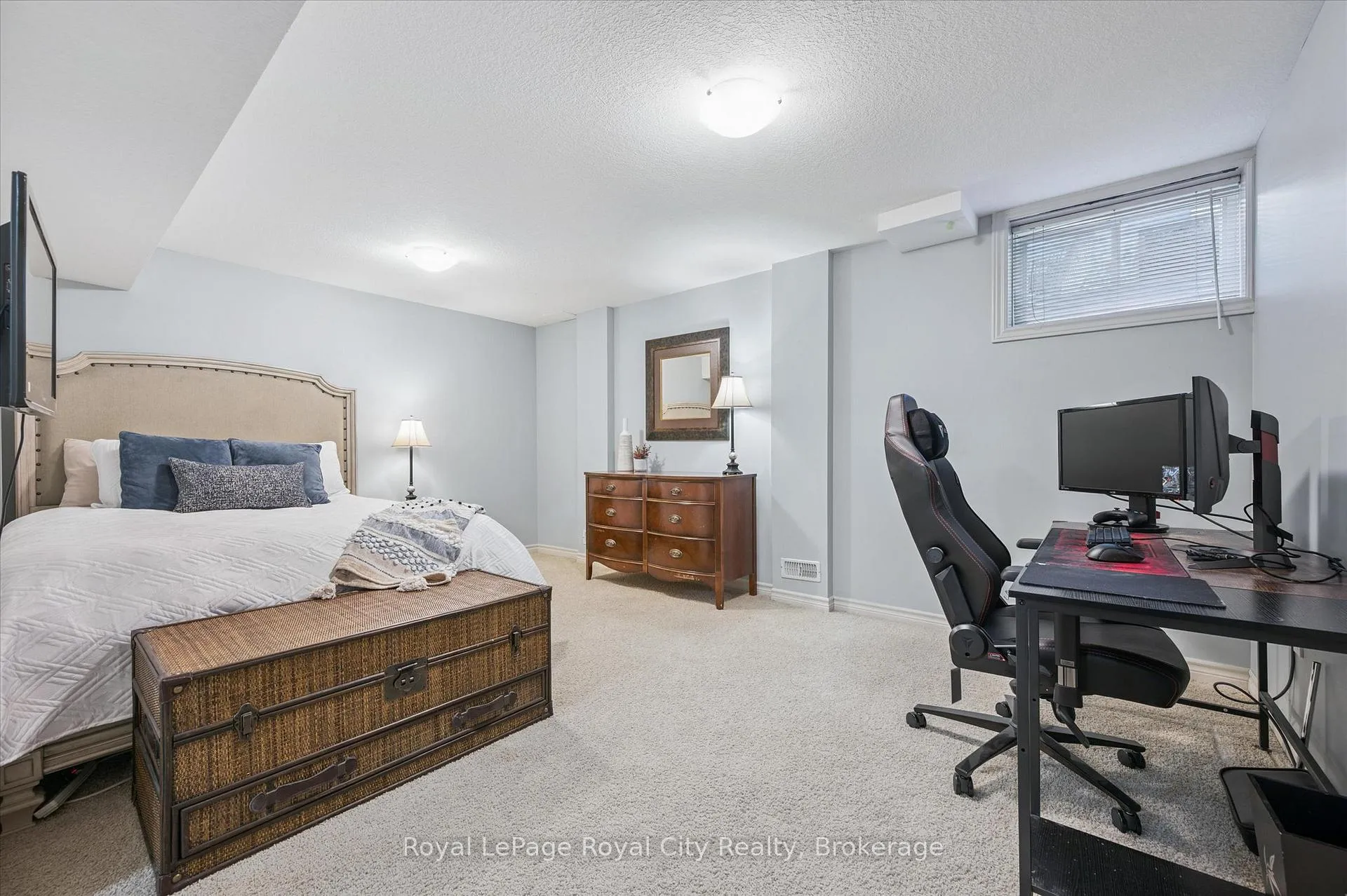 Photo 26 of 10 Katemore Drive, Guelph, Pineridge/Westminster Woods — HOMEH
