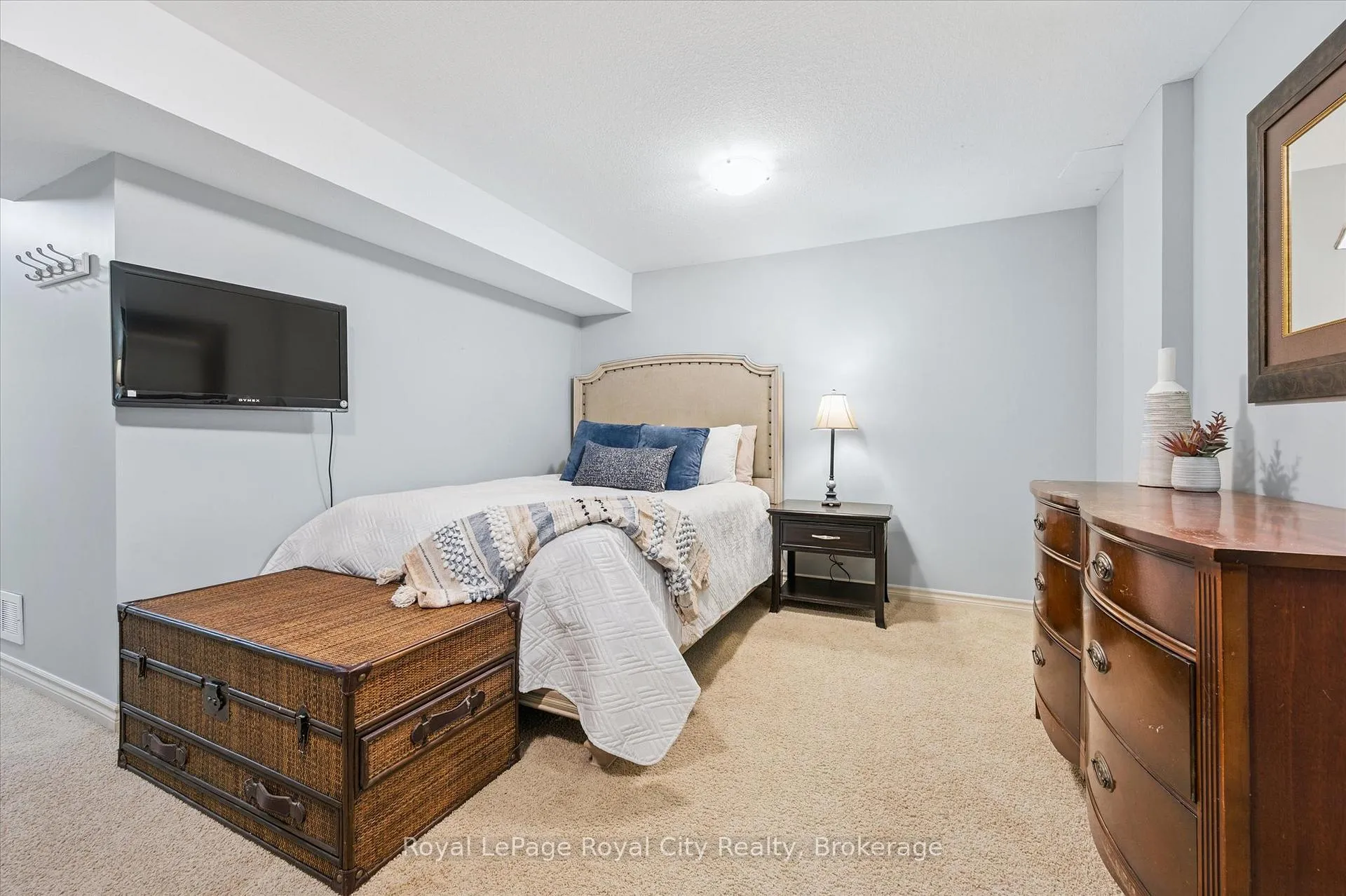 Photo 27 of 10 Katemore Drive, Guelph, Pineridge/Westminster Woods — HOMEH