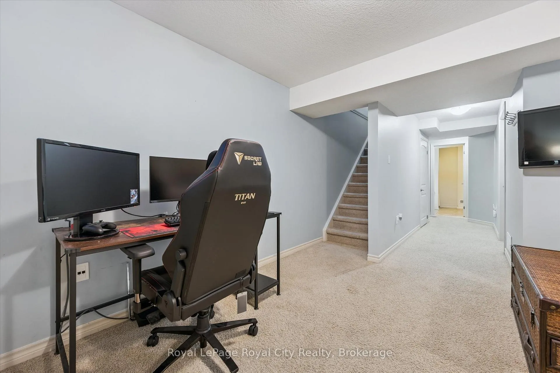 Photo 29 of 10 Katemore Drive, Guelph, Pineridge/Westminster Woods — HOMEH