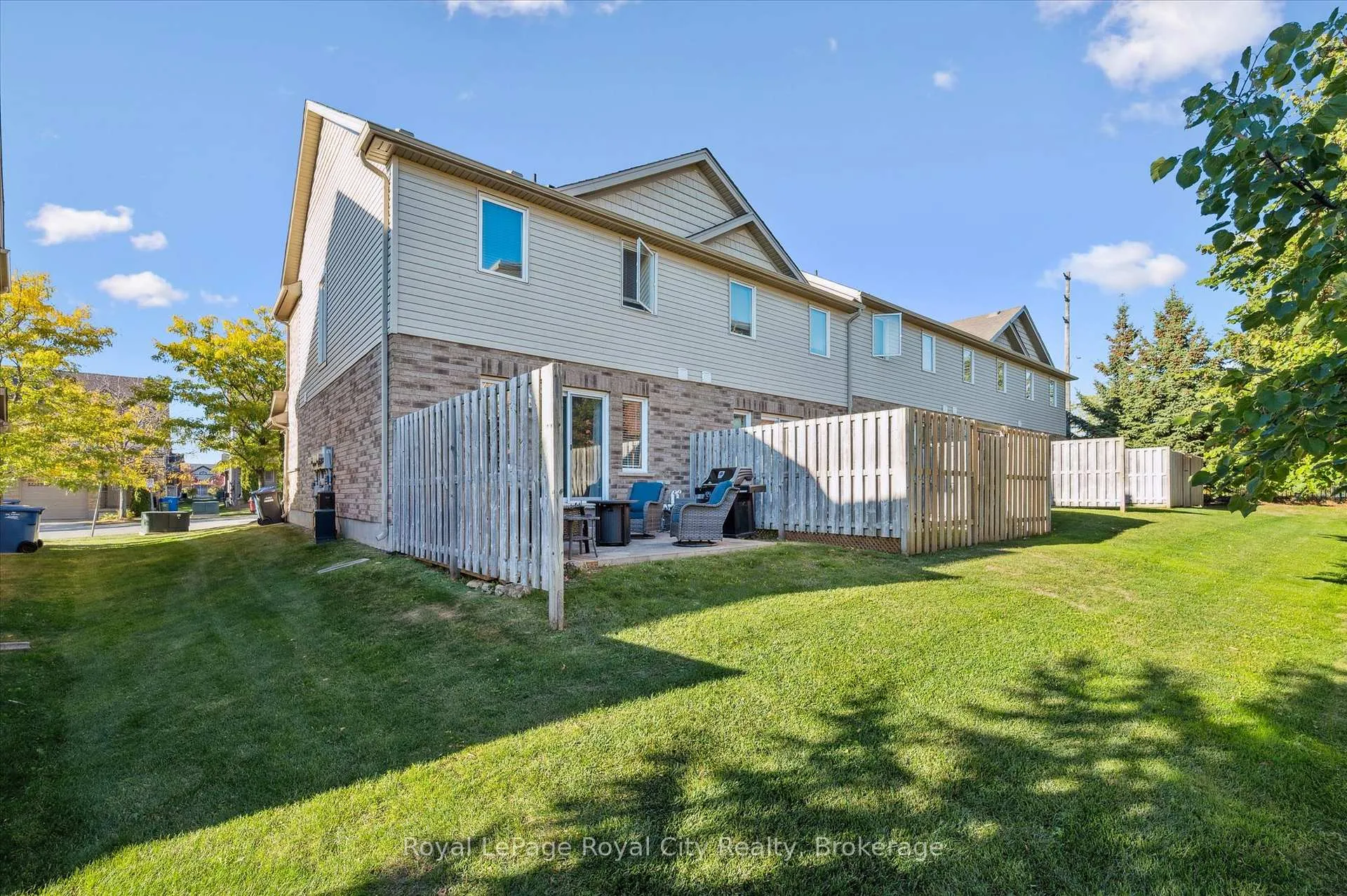 Photo 31 of 10 Katemore Drive, Guelph, Pineridge/Westminster Woods — HOMEH