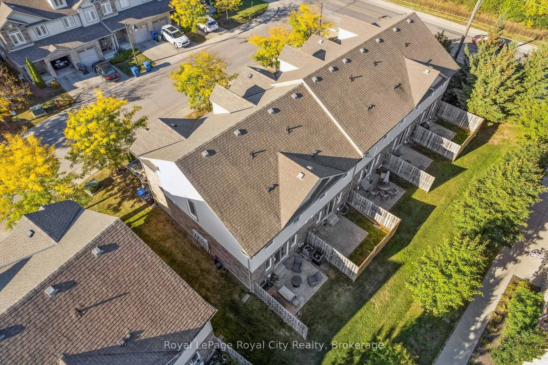 Photo 35 of 10 Katemore Drive, Guelph, Pineridge/Westminster Woods — HOMEH