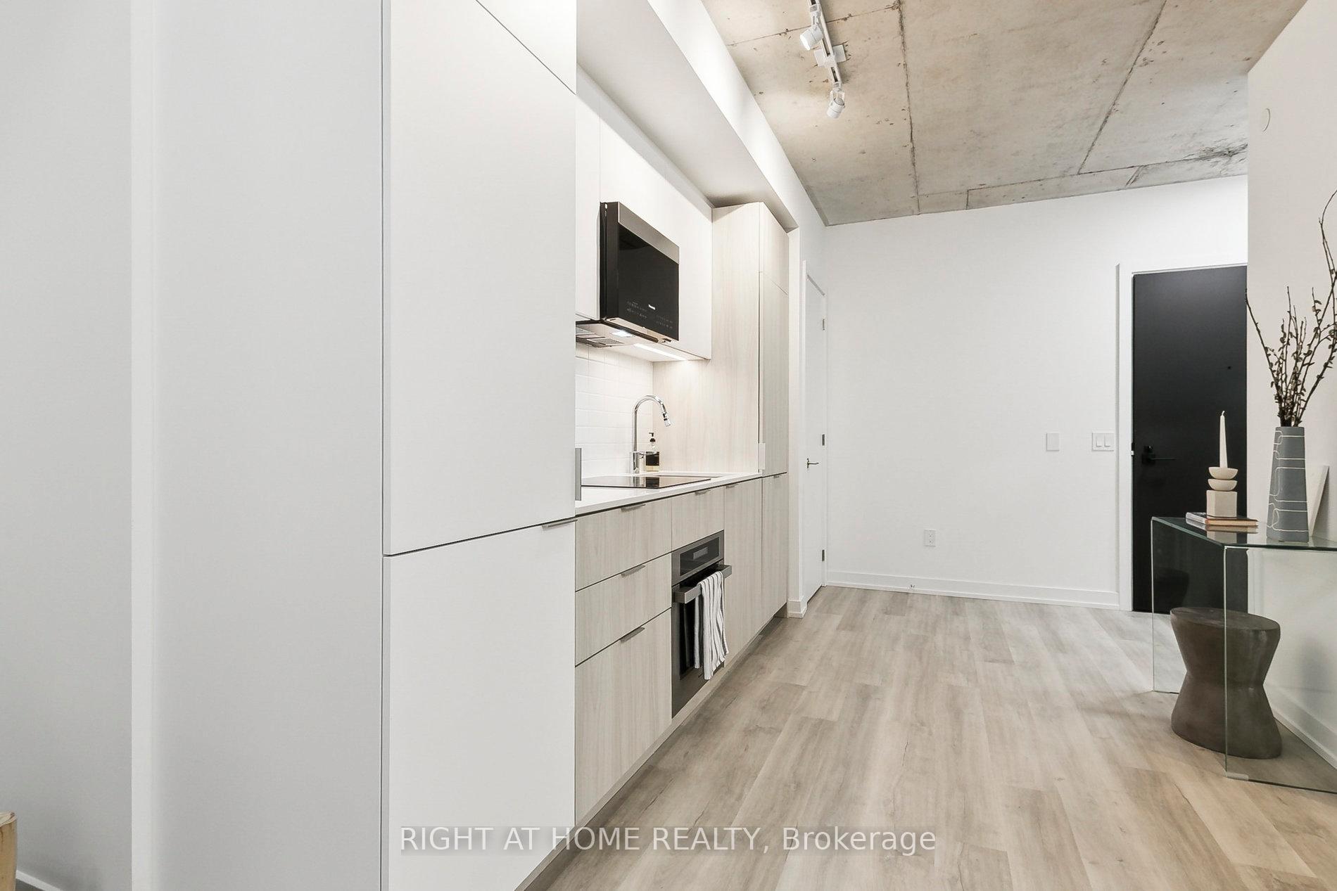 Photo 6 of Unit 401, 28 Eastern Avenue, Toronto, Moss Park — HOMEH