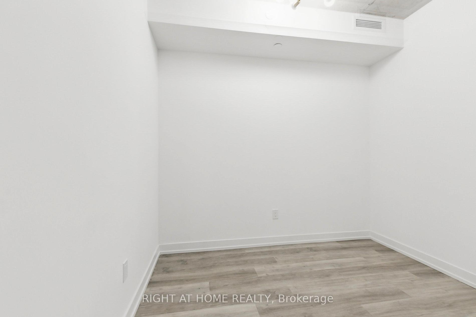 Photo 10 of Unit 401, 28 Eastern Avenue, Toronto, Moss Park — HOMEH