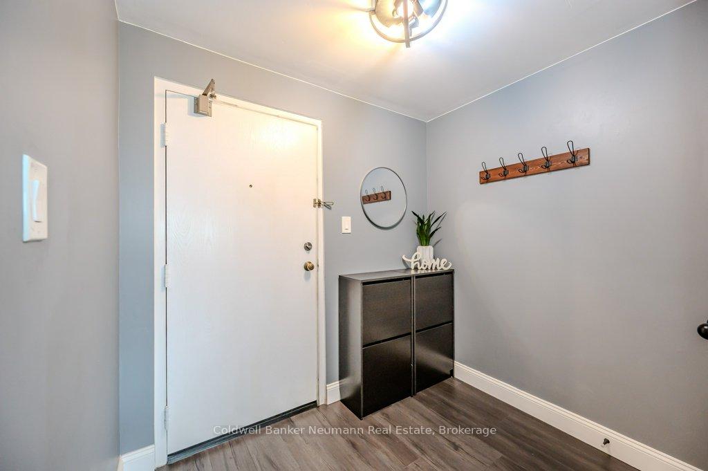 Photo 2 of Unit 1206, 55 Green Valley Drive, Kitchener, Pioneer Park — HOMEH
