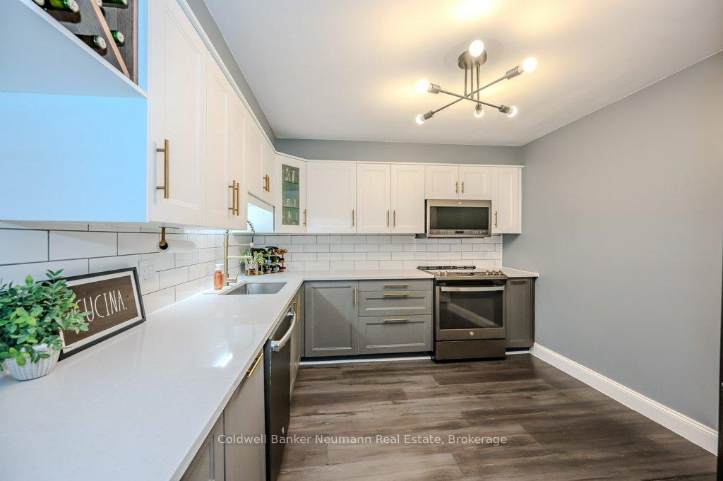 Photo 10 of Unit 1206, 55 Green Valley Drive, Kitchener, Pioneer Park — HOMEH