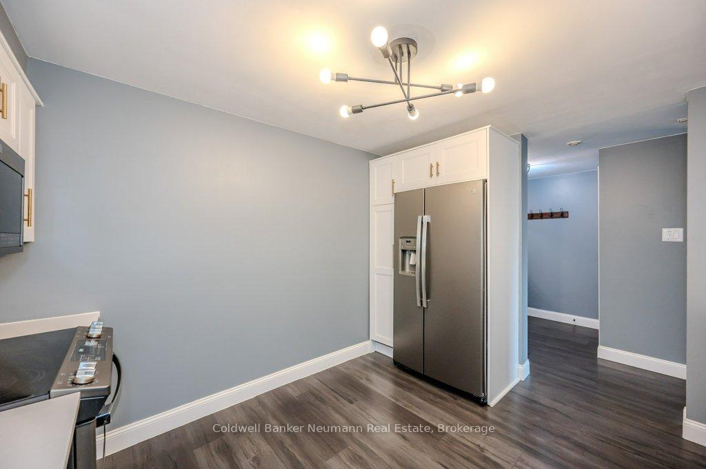 Photo 13 of Unit 1206, 55 Green Valley Drive, Kitchener, Pioneer Park — HOMEH
