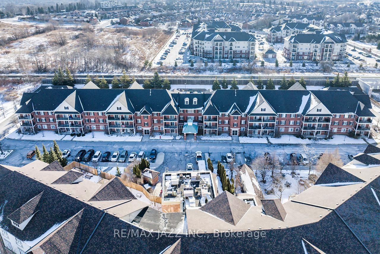 Photo 4 of Unit 303, 61 Clarington Boulevard, Clarington, Bowmanville — HOMEH