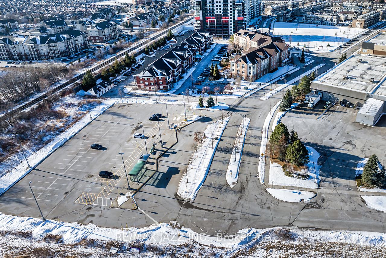 Photo 7 of Unit 303, 61 Clarington Boulevard, Clarington, Bowmanville — HOMEH