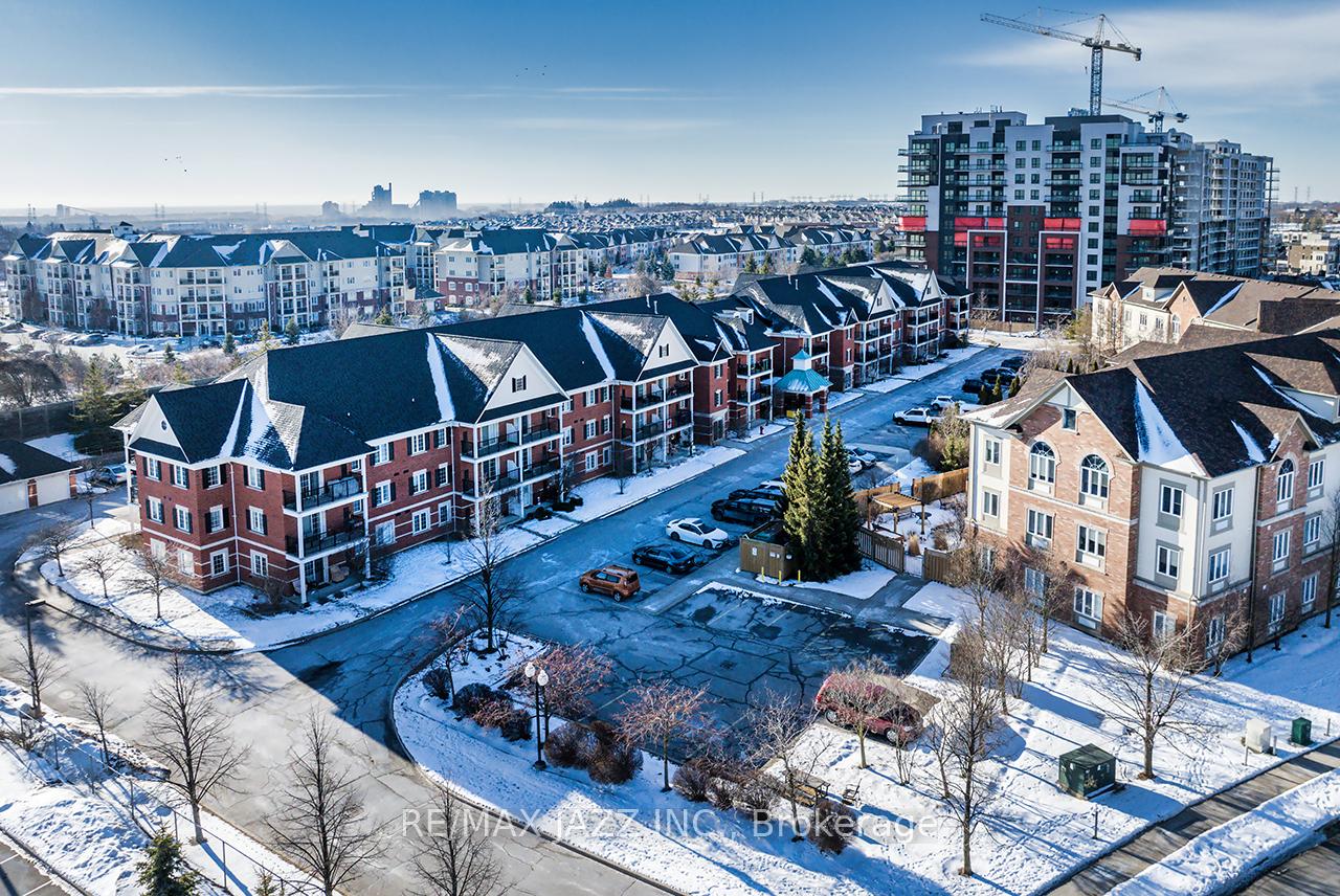 Photo 8 of Unit 303, 61 Clarington Boulevard, Clarington, Bowmanville — HOMEH