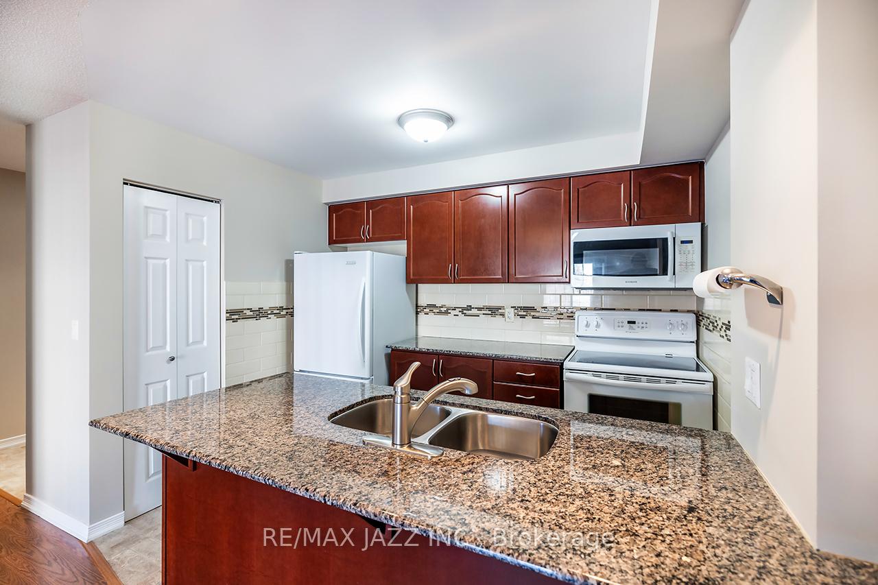 Photo 11 of Unit 303, 61 Clarington Boulevard, Clarington, Bowmanville — HOMEH
