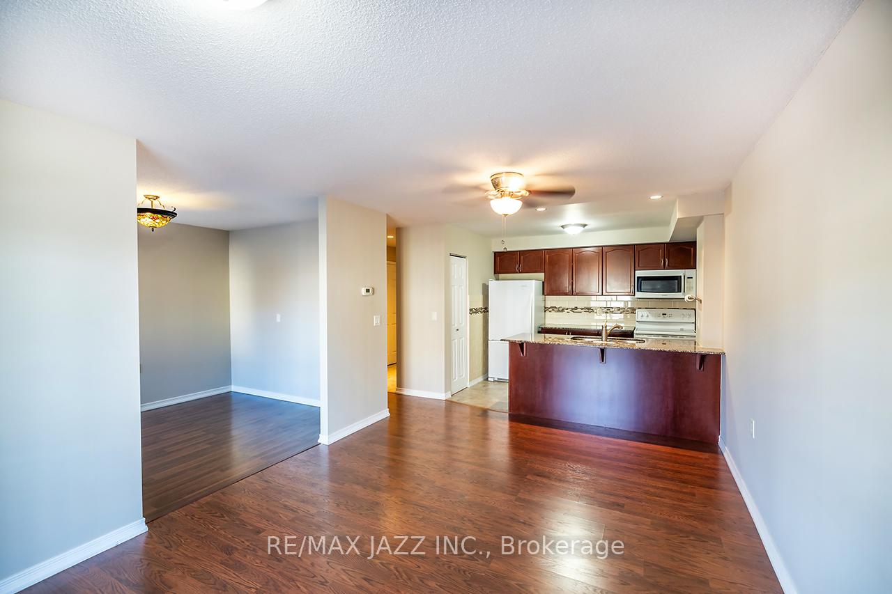 Photo 14 of Unit 303, 61 Clarington Boulevard, Clarington, Bowmanville — HOMEH