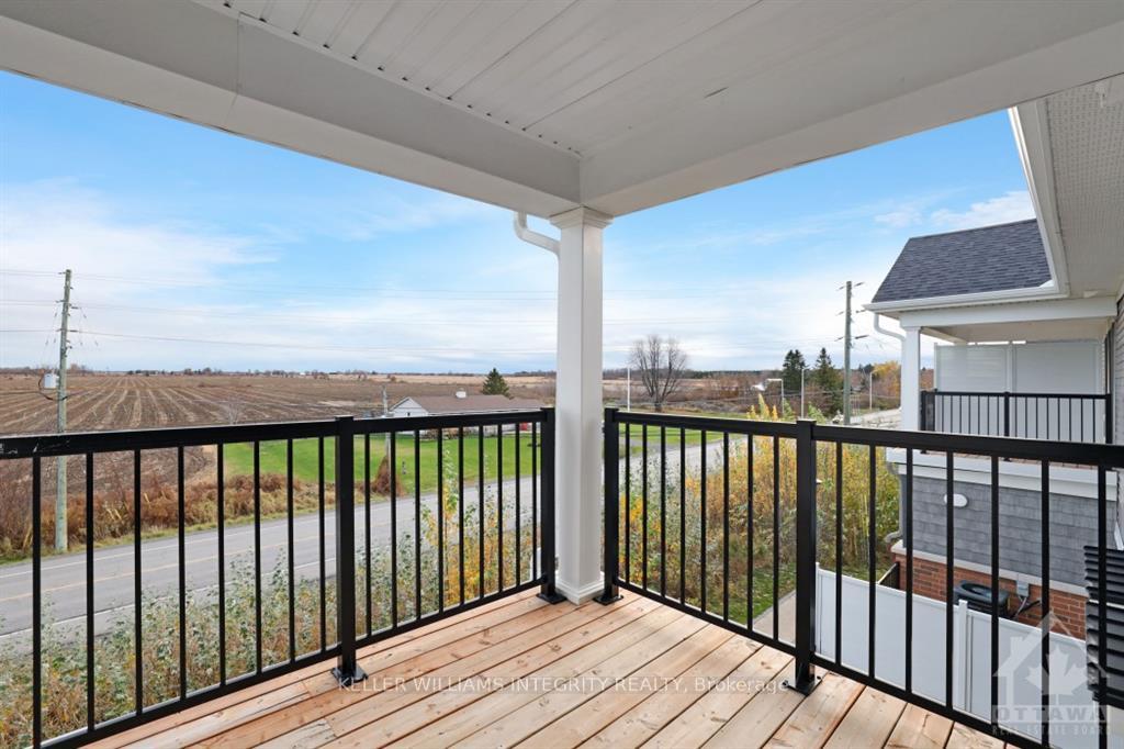 Photo 11 of 220 Pilot Private, Ottawa, Kanata - Emerald Meadows/Trailwest — HOMEH