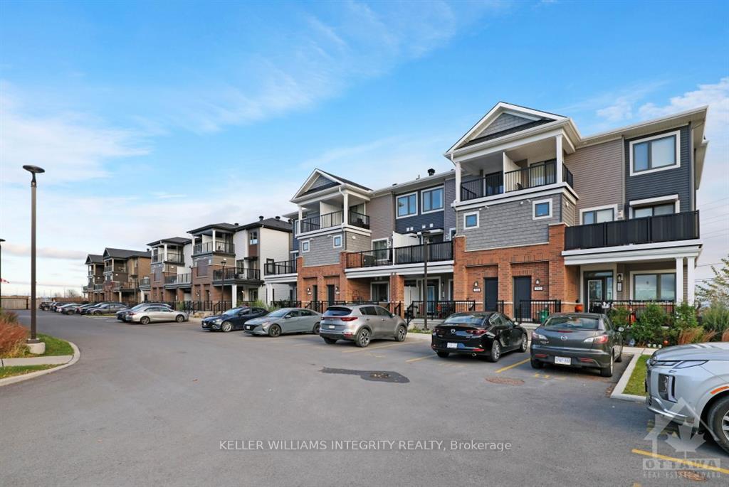 Photo 14 of 220 Pilot Private, Ottawa, Kanata - Emerald Meadows/Trailwest — HOMEH