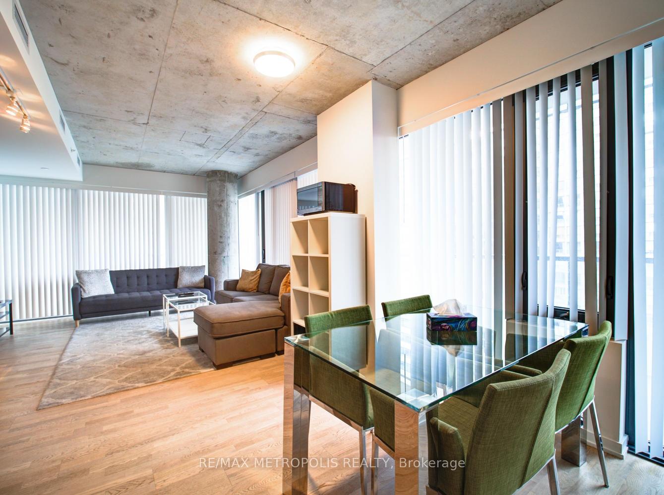 Photo 3 of Unit 1011, 60 Colborne Street, Toronto, Church-Yonge Corridor — HOMEH