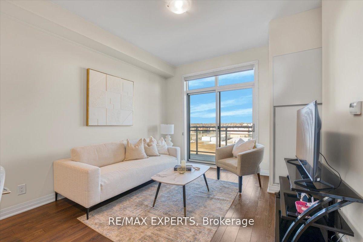 Front of Unit 527, 1105 Leger Way E
