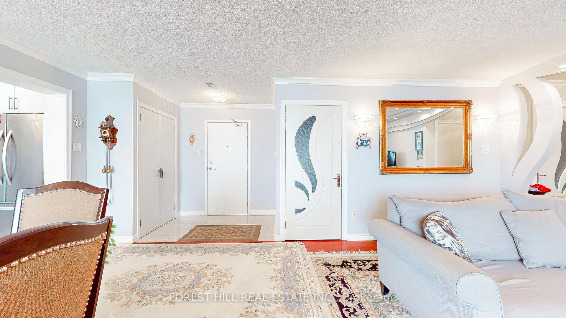 Photo 6 of Unit 308, 1 Clark Avenue W, Vaughan, Crestwood-Springfarm-Yorkhill — HOMEH