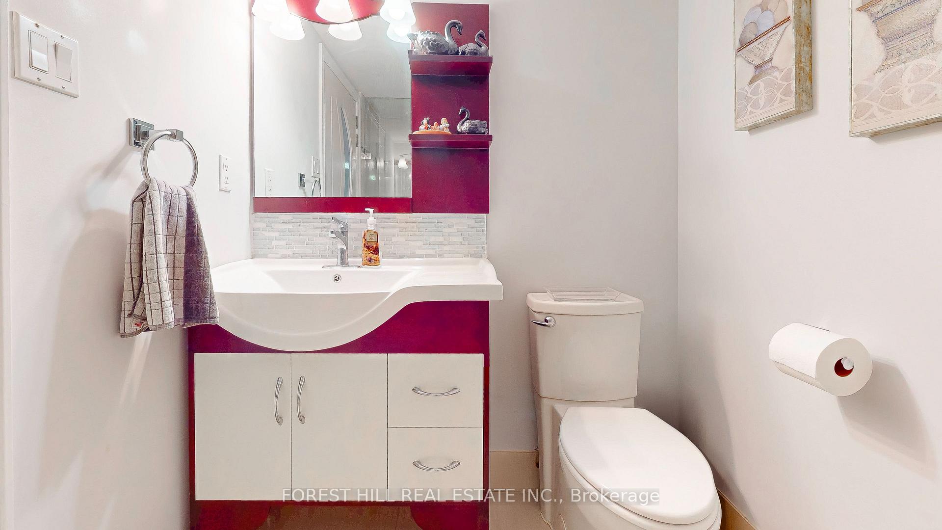 Photo 33 of Unit 308, 1 Clark Avenue W, Vaughan, Crestwood-Springfarm-Yorkhill — HOMEH